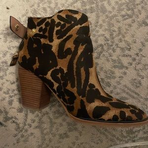 Louise et Cie Thisbe leopard calf hair booties